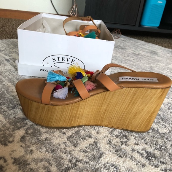 Steve Madden Shoes - Steve Madden Platform Sandals